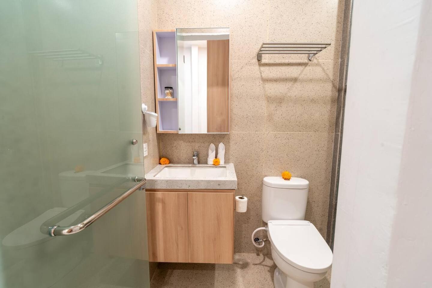 Alyxia 1 Bedroom Apartment In Central Seminyak エクステリア 写真